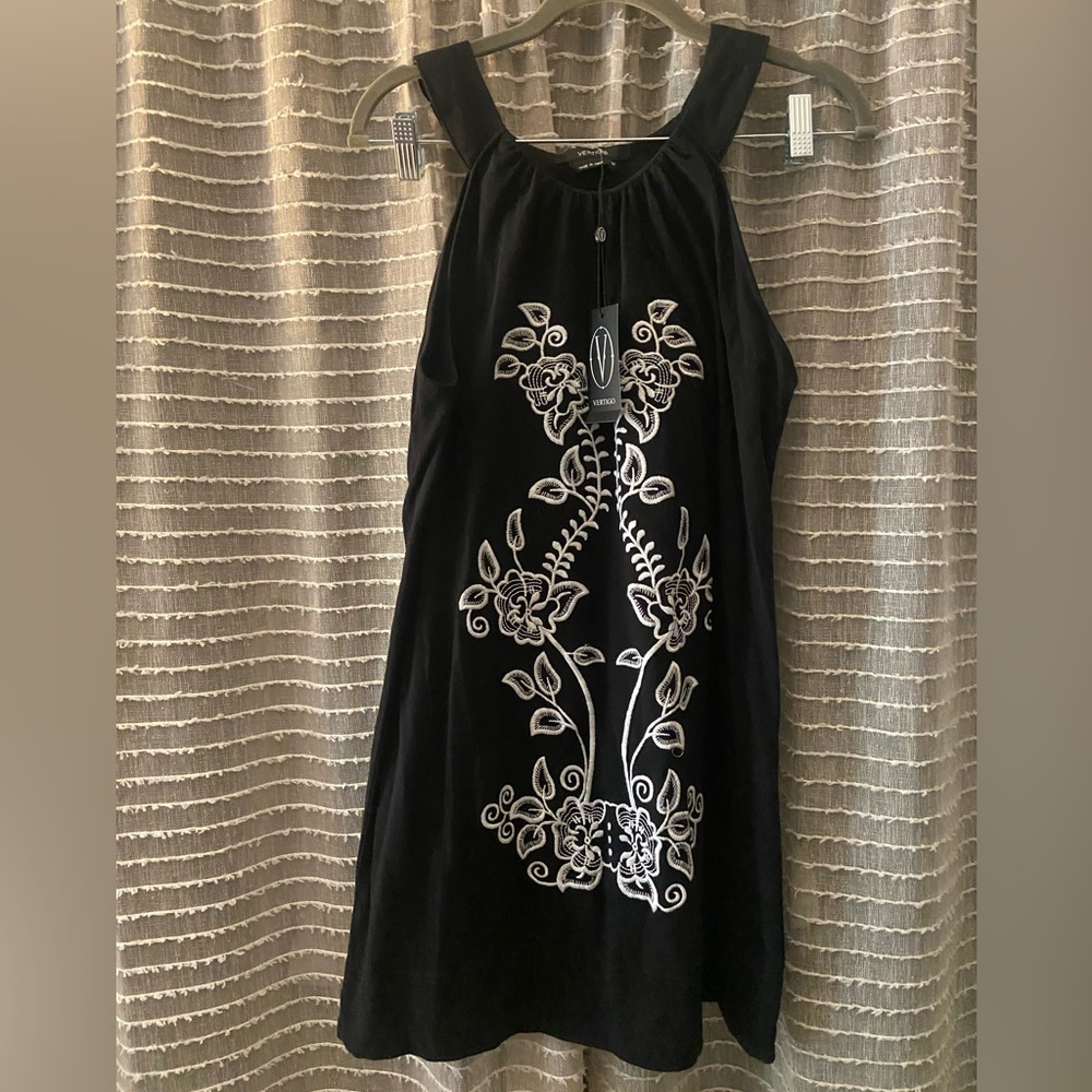 Vertigo Paris Black Top with White Floral Design